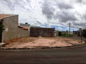 &Oacute;TIMO TERRENO  DE ESQUINA REF. 1231