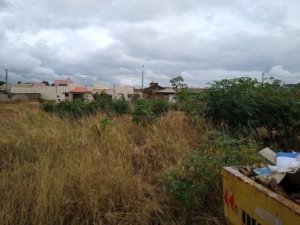 TERRENO BEM LOCALIZADO REF. 1041