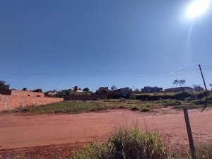 AMPLO TERRENO DE 900 M&sup2; REF. 1331